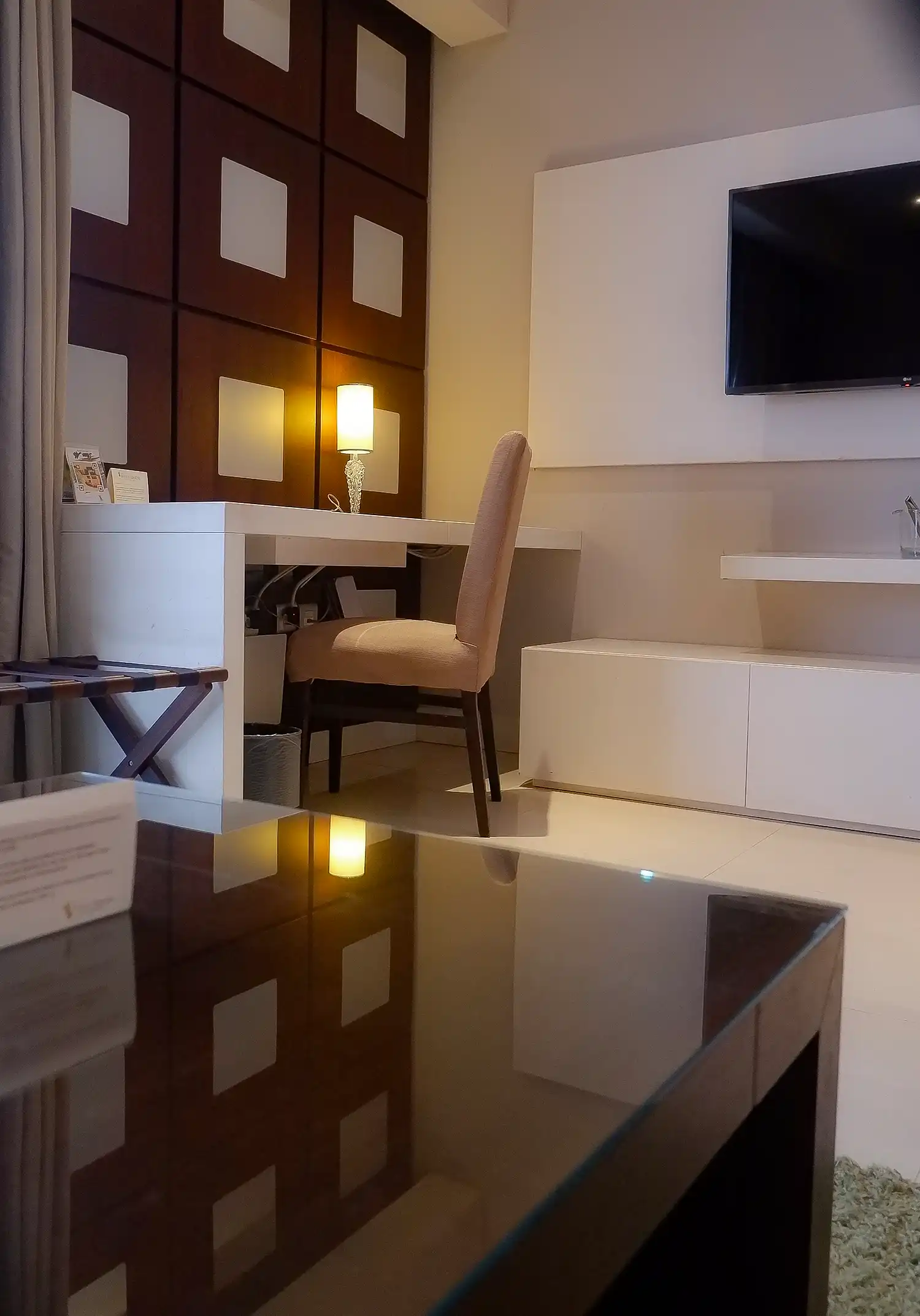 Hotel rooms, The wheatbaker gallery, Hotel near me, Hotels near me, The George Hotel, The Art Hotel, The Delborough Hotel, Lagos Hotels, Ikoyi Hotels, Victoria Island Hotels, Hotel Victoria Island, The wheatbaker